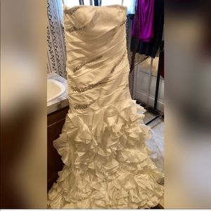 Street Size 10/12 Corset Back Wedding Dress